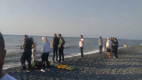 Artvin'de çay bahçesinden denize uzanan acı veda