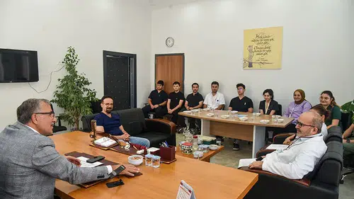Karaman'da diş hekimliğinin geleceğine 11 yeni imza: Akademik kadro genişliyor