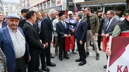 Gümüşhane sokaklarında vefa yürüyüşü: Kahramanlar unutulmadı