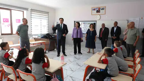 Tunceli'de eğitime dev destek: Yüzlerce öğrencinin yüzü güldü