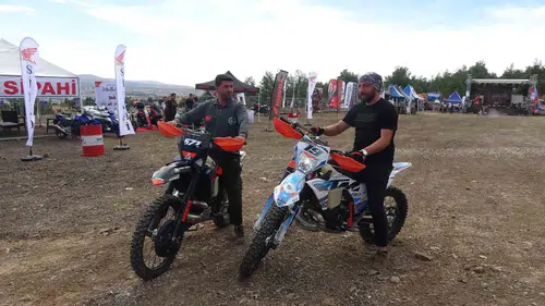 İki Teker Tutkusu Kilis'i Sardı: Motosikletlerin Otomobillere Fark Attığı Şehirde Büyük Buluşma