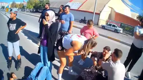 Aksaray'da acı kaza: Yeni tayin olan polis memuru ve eşine otomobil çarptı