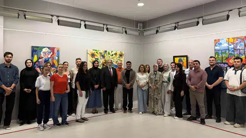 Tuvalinde masalsı ve tekinsiz bir dünya: Talha Kılıç Tragedyalar ile Gaziantep'te