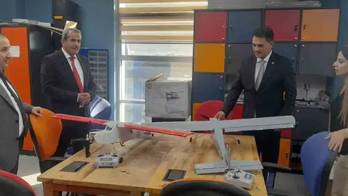 Hakkari'de teknoloji tutkunu 572 genç büyük sınav için gün sayıyor