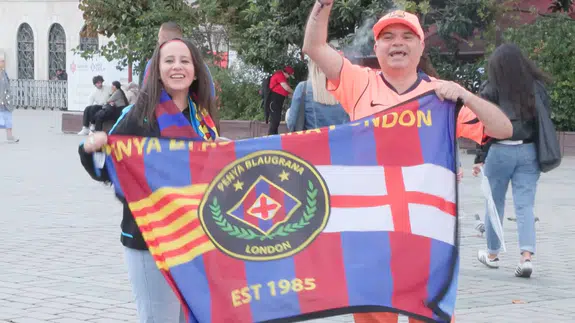 Sultanahmet'te Katalan Rüzgarı: Barcelona Taraftarları Dev Maç Öncesi İstanbul'da