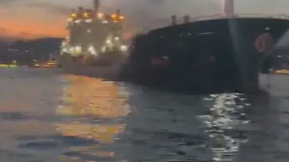 İstanbul Boğazı'nda korku dolu anlar: Dev tanker sürüklenmeye başladı