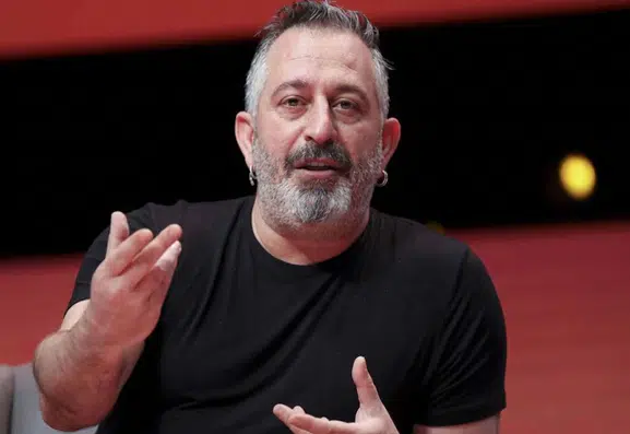Ünlü komedyen Cem Yılmaz hastaneye kaldırıldı: Tedbir amaçlı müşahede altında