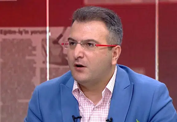Hakkında yakalama kararı bulunan şüphelilerden İsmail Çanak teslim oldu.