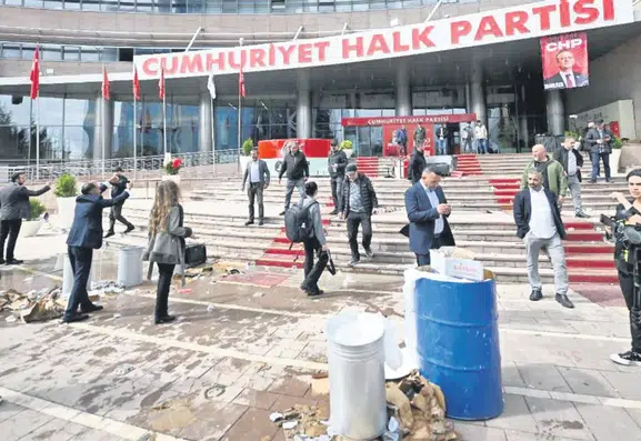 CHP ve Yeni Parti’nin üye kavgası büyüyor: 1.9 milyon veri çalındı
