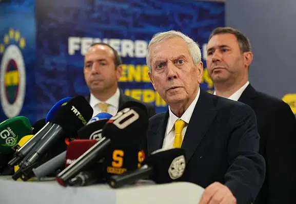 Fenerbahçe'de Aziz Yıldırım'dan transfer talimatı: Orta saha sil baştan