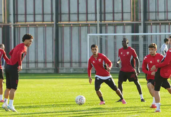Samsunspor'da kritik randevu öncesi eksikler düşündürüyor