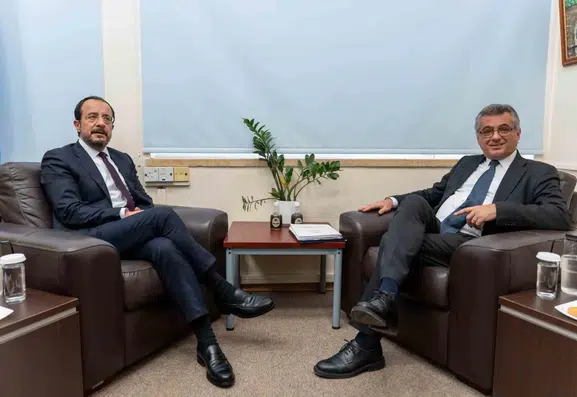 Ada'da kritik temas: Erhürman ve Hristodulidis BM çatısı altında buluştu