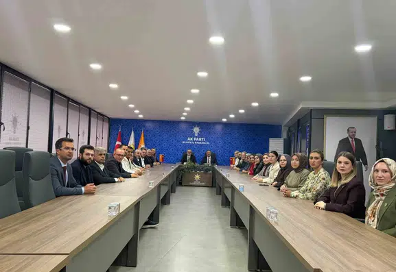 Mahir Ünal'ın Bilecik mesaisi: Teşkilat buluşmasından manevi ziyarete uzanan yoğun gün