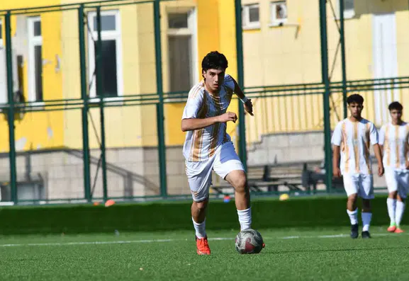 Kayserispor'un 16'lık yıldızı sahada fırtına gibi esiyor: 4 maçta 10 gole doğrudan etki