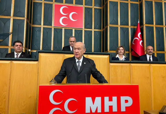 Bahçeli'den 2028 için kritik formül: Erdoğan'ın adaylığı için Meclis'in düğmeye basması şart