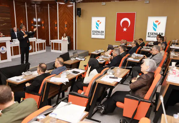 Esenler'in 2027 vizyonu belli oldu: Bütçenin yarısı doğrudan yatırıma gidiyor