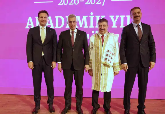 Sağlıkta Yeni Dönem: Bakan Memişoğlu'ndan Genç Bilim İnsanlarına Çağrı