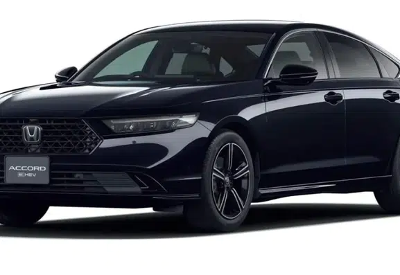 Honda Accord sedan sevenler için tazelendi