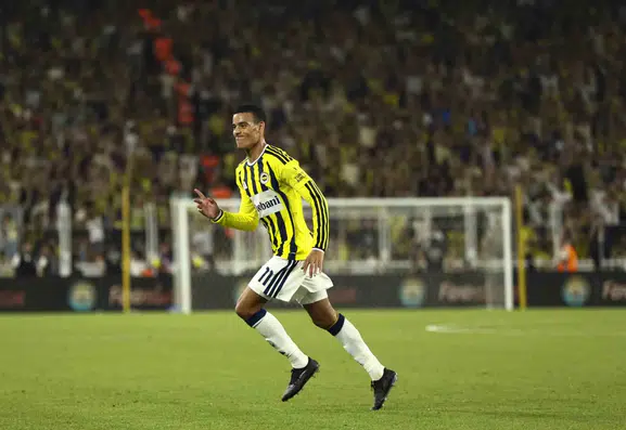Mason Greenwood Fenerbahçe formasıyla siftahı yaptı