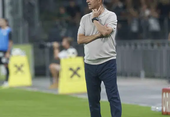 Fenerbahçe Avrupa yolunda engeli aştı