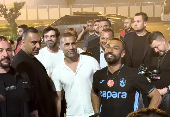 Mohamed Salah Trabzon sokaklarında görüldü
