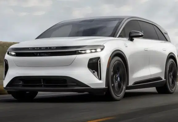 Lucid’in yeni SUV modeli süper spor otomobillere kafa tutuyor