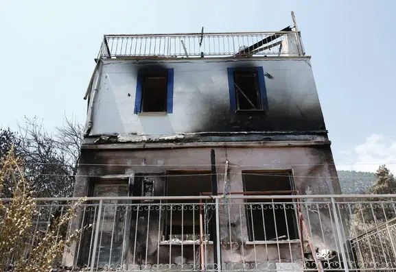 Bakan Kurum duyurdu; Yangın hasarı raporu netleşti işte ağır hasarlı yapılar