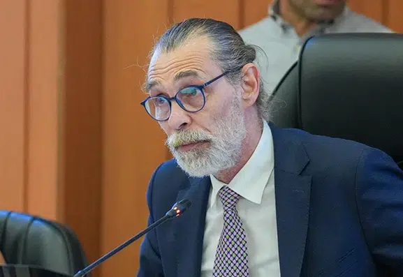 Yolsuzluk operasyonunda kritik viraj: Belediye Başkanı ve 54 şüpheli adliyede