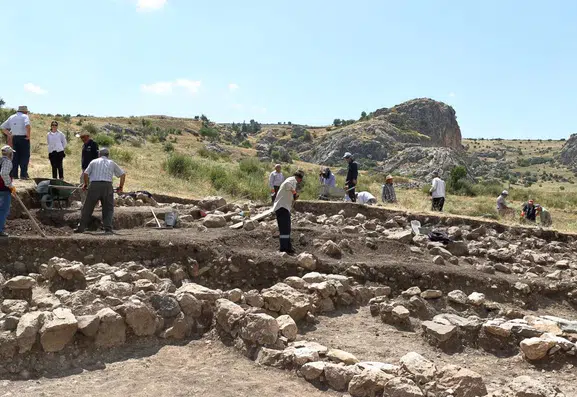 120 yıllık dev bulmaca: 5 ülkeden 55 uzman tarihin izini sürüyor