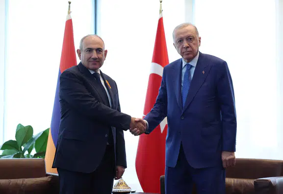New York'ta Kritik Zirve: Erdoğan ve Paşinyan Türkevi'nde Buluştu