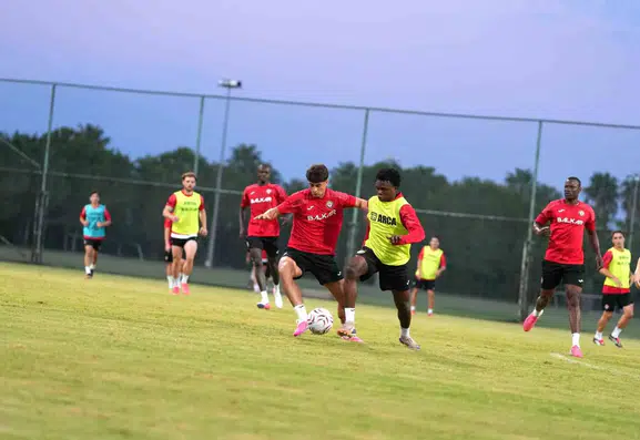 Çorum FK Antalya'da vites yükseltti: Milli ara fırsata dönüştü