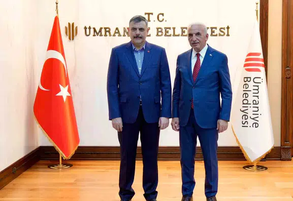 Bakan Çiftçi'nin Ümraniye mesaisi: Sahada nabız tuttu, teşkilatla yol haritasını çizdi