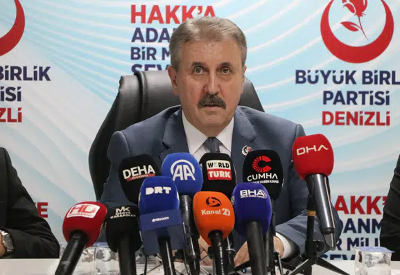 Destici'den Muhsin Yazıcıoğlu çıkışı: 17 yıllık karanlık perde aralanana kadar durmayacağız