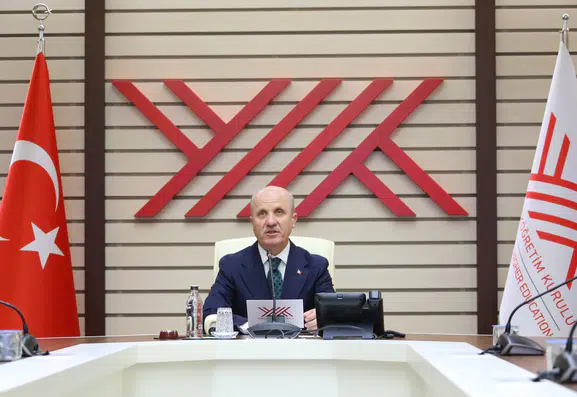 Gazze'de eğitim meşalesi sönmüyor: YÖK Başkanı Özvar'dan tarihi akademik yıl açılışı