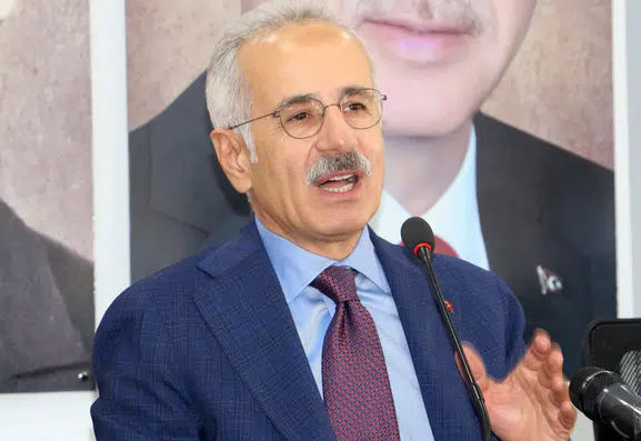 Bakan Uraloğlu'ndan çarpıcı çıkış: Bazı çevreler şehit cenazeleri üzerinden siyaset devşirme peşinde
