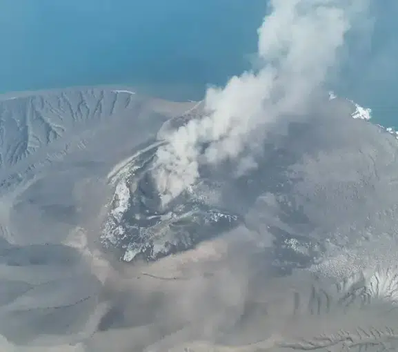 Anak Krakatau patlaması havayolunu vurdu: 150 bin yolcu mahsur, 712 uçuş iptal