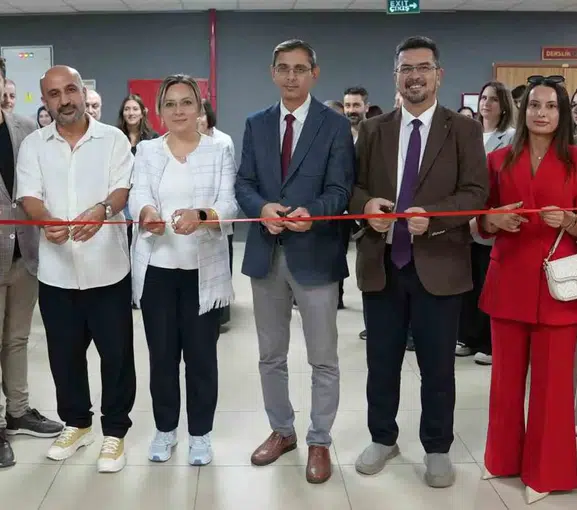 Geleceğin Tasarımcıları Karabük'te Sahne Aldı: Yaratıcılığın Sınırları Zorlandı