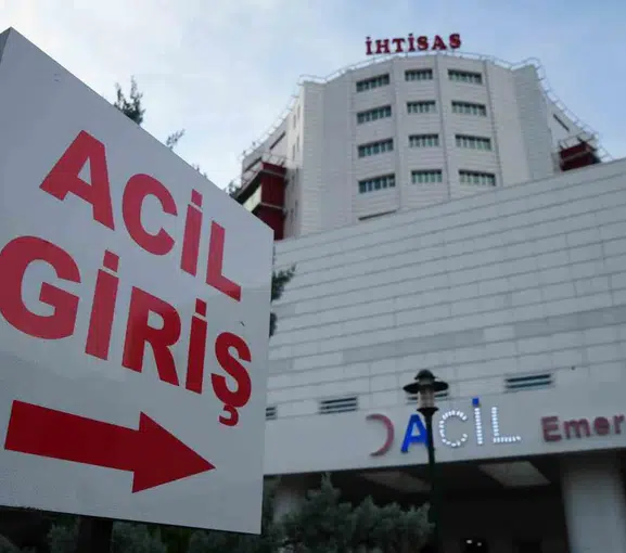 Kırıkkale'de korkunç kaza: Elektrik direğinde can verdi