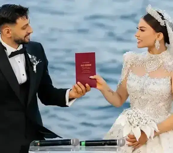 Görkemli düğünleri hafızalara kazınmıştı: Burak Bulut ve Eda Sakız cephesinde sürpriz ayrılık