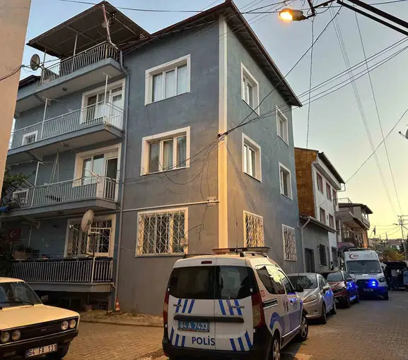 Uşak’ta balkondan düşen kadın yaşamını yitirdi