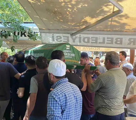 Isparta'daki acı kazanın kurbanları Konya'da toprağa verildi