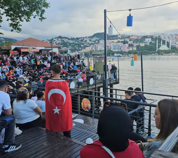 Zonguldak Limanı'nda milli maç heyecanı hüsranla bitti