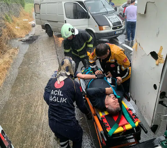 Ordu'da yardım etmek isteyenlere otomobil çarptı