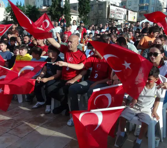 Kilis meydanında milli heyecan doruğa ulaştı