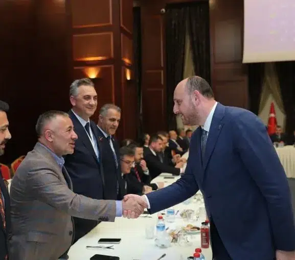 AK Parti teşkilatları Ankara’da yeni dönem stratejisini belirledi