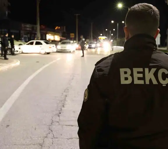 Aksaray sokaklarında gece gündüz süren güvenlik denetimleri