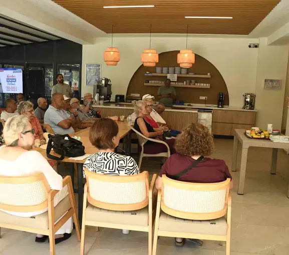 Kuşadası’nda 60 yaş üstüne sağlıklı beslenme eğitimi