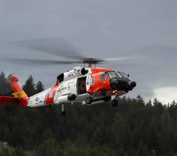 Alaska semalarında kaza yapan helikopterden mucize kurtuluş