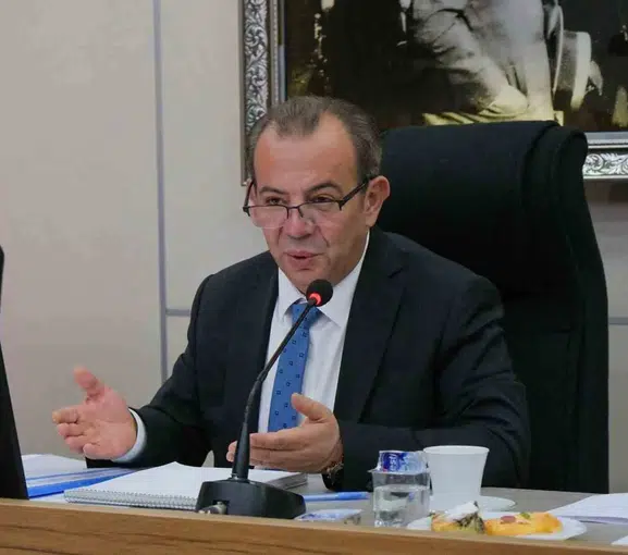 Tanju Özcan’ın cinsel saldırı dosyasındaki tutukluluk kararı kalktı