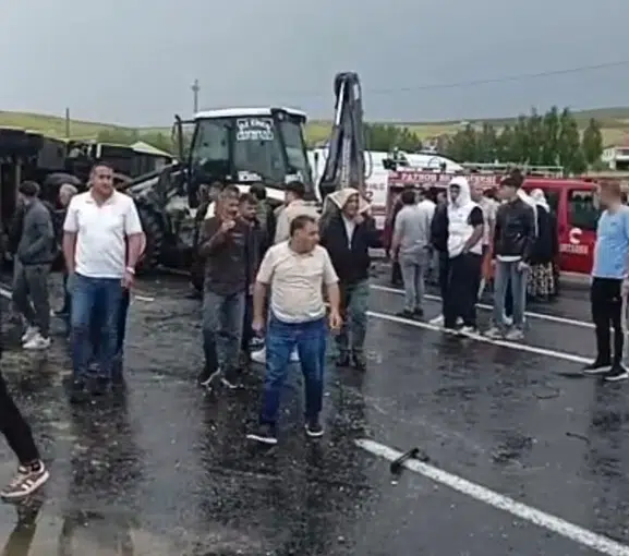 Patnos yolunda tır dehşeti